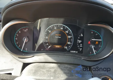 2015 Buick Lacrosse z USA, uszkodzony, nr VIN 1G4GB5G34FF169655